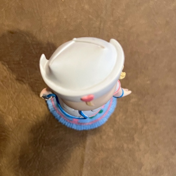 Nurse Figurine, Angel of Mercy from the Healing Hearts Collection - Picture 6 of 10